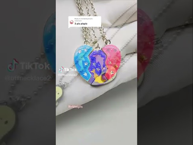 Vídeo relacionado con SPTwj Paquetes Combinados 1 Collar 2 Pulseras 2 Llaveros Aleación de Zinc Sombrero de Dibujos Animados Hombre Mujere Accesorios Moderno y Versátil Regalos para Fanáticos Anime