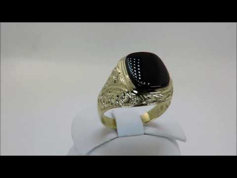 9 CT Yellow Gold Onyx Signet Ring + Decorative Shoulders (00329)