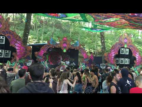 Crystal Matrix Moments by Alienn