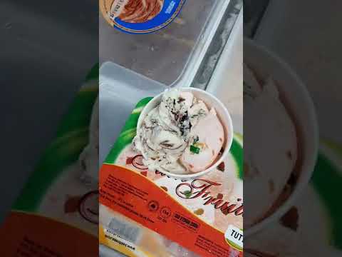 Ice Cream Night Out At Azam Mombasa 😋🌴🥳#azam #icecream #Vanilla #foodshorts #mombasafoods #nightlife