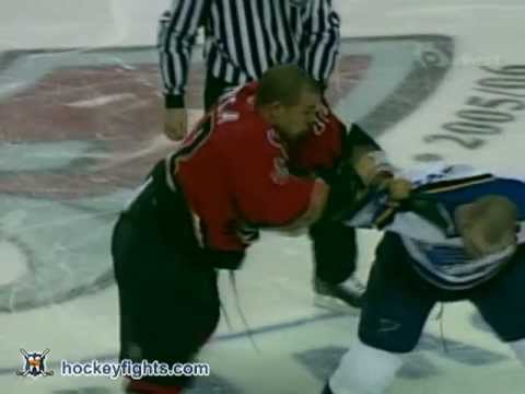 Barret Jackman vs Jarome Iginla