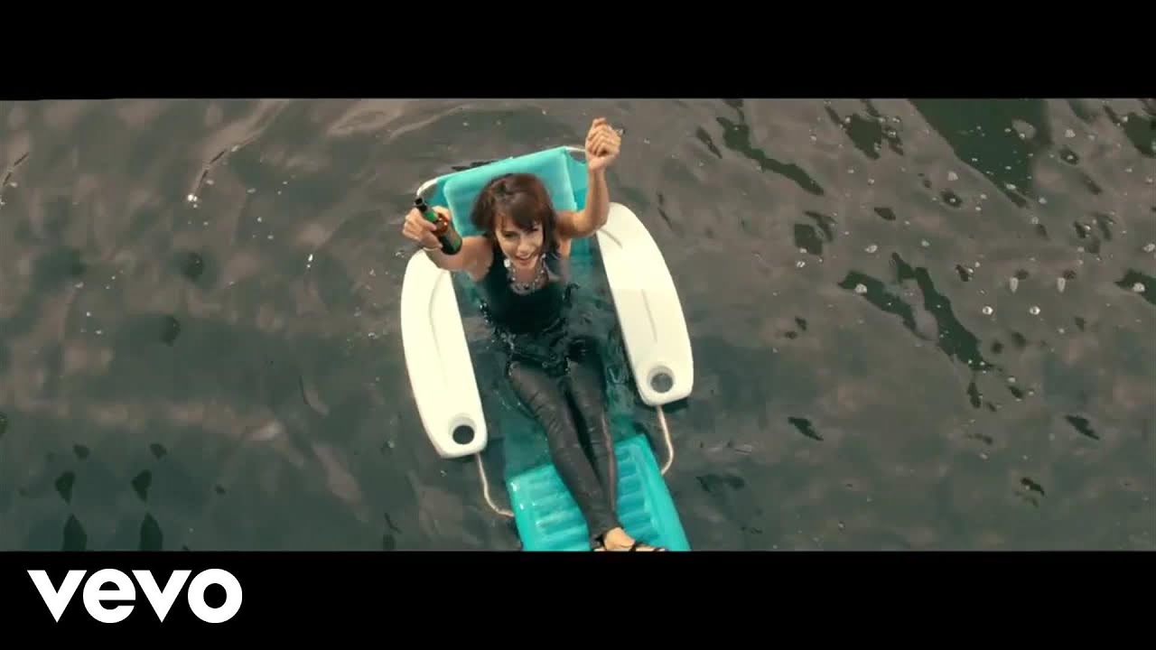 Los Cadillac’s ft. Renny — Esta Noche