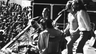 Carry On 1980-1970 remix - Crosby, Stills &amp; Nash