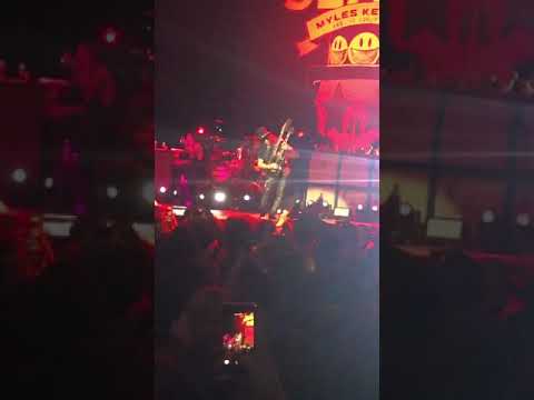 download lagu mp3 mp4 Slash Live In Melbourne Australia, download mp3 Slash Live In Melbourne Australia free download, download mp3 Slash Live In Melbourne Australia