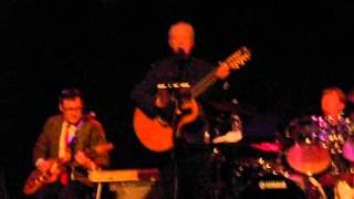 Michael Nesmith 11-19-2013 Listen to the Band short clip