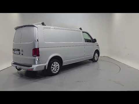 Volkswagen Transporter HIGHLINE LWB 150BHP €29,950 - Image 2
