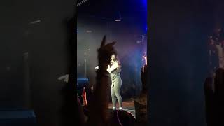 🇺🇸 Kim Sozzi Feel Your Love Performance in Queens NY. Relive amazing songs #music #travel #singer