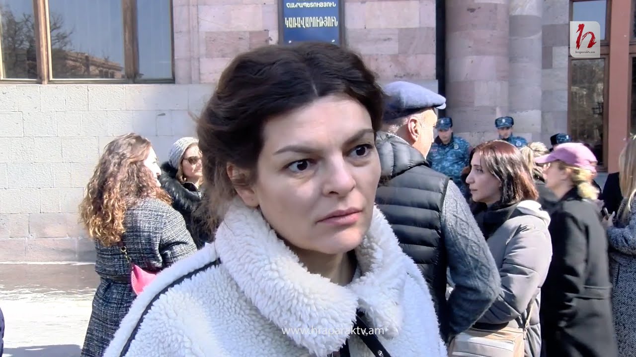 Պիտի ոտքի կանգնենք, մի բան անենք. Նարինե Գրիգորյան