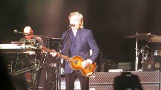 Paul McCartney - She´s A Woman (Curitiba 2023)