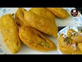 Mirchi Bajji Recipe In Telugu If you want to get a perfect taste of Mirchi Bajji, add the flour like this 😋Mirchi Baj