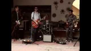 Los Volta - Don't let me down (Beatles cover) en Pax Rock