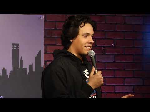 瞭解摩門教徒 | 特洛伊-邦德人群工作 (Learning About Mormons | Troy Bond Crowd Work)