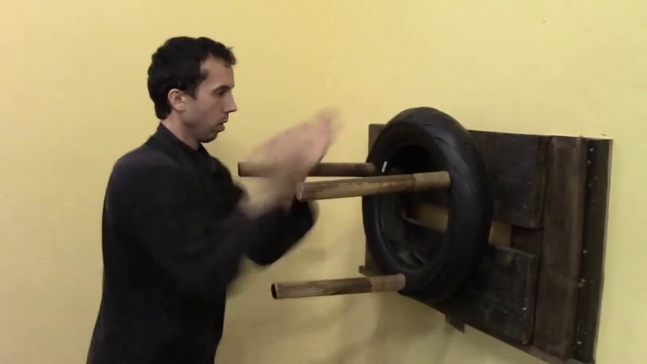 Wooden Dummy / Muñeco de Madera - 5