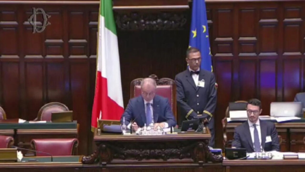 Giachetti urla in Aula: "Non siamo liberi di dire che Bernini fa la maestrina?" Mulè: "Show indegno"