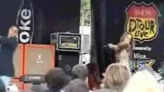 Kaci Brown &#39;Like&#39;em like that&#39; (live) Simon D&#39;Tour Live