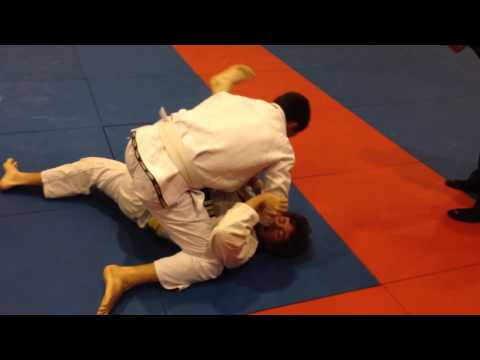 Round #1 Long Island Pride BJJ Tournament Adult White Belt Middle Weight Jason Pollak 12/7/13
