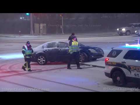 Snow storm hits St Cloud, MN, slick roads and crashes - 11/13/2021