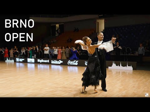 WDSF World Open Standard. Quickstep