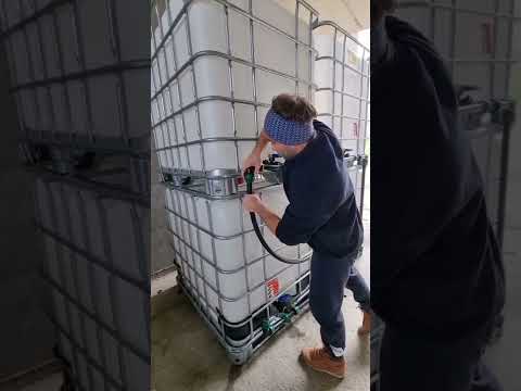 How to connect four [4] IBC containers (one on top of the other) together as a water storage tank.