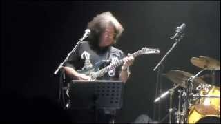 EPPUR MI SONO SCORDATO DI TE-Alberto Radius e i Formula 3 live a Saint-Vincent