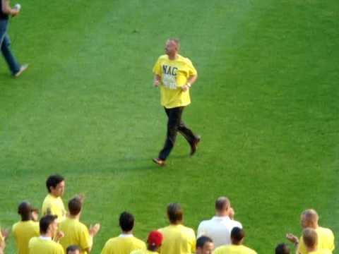 Arno van Zwam , Huldiging na NAC - Groningen