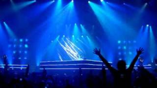 Armin Only Mirage @ Kyiv 2010-12-04 - Miguel Bose - Jurame (Armin van Buuren Remix)