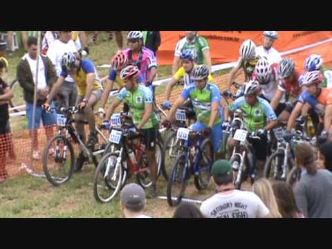 Largada Pilotos Categoria PRATA - Campeonato Interestadual  MTB XCO 2011 Jarinu