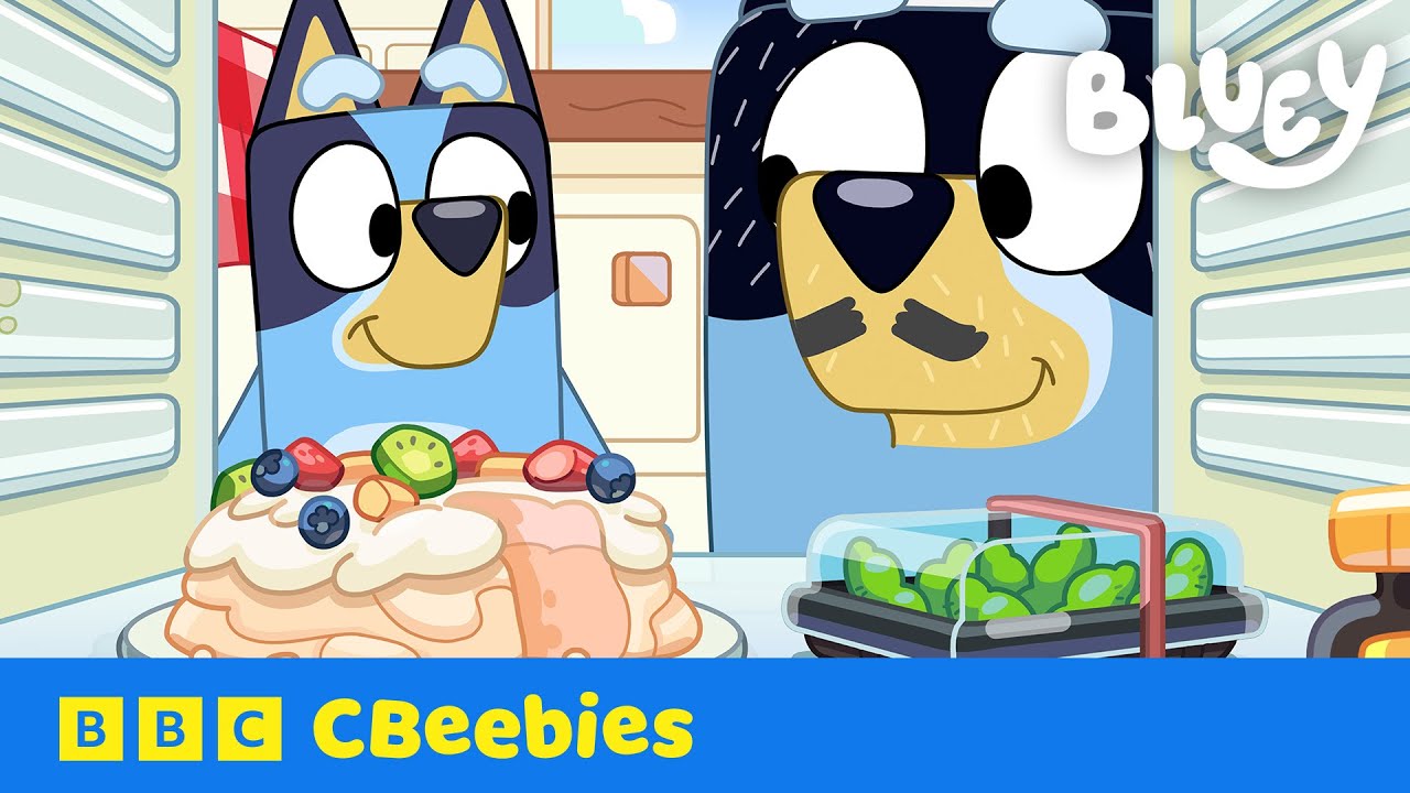 Bluey and Bandit's Pavlova Cafe 🍰 | Playing Pretend with Bluey | CBeebies