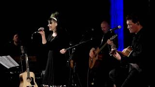 Nina Hagen &quot;Hold Me&quot;