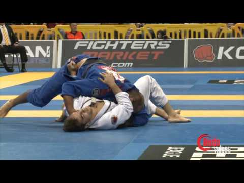 Bernardo Faria vs Luiz Panza - IBJJF Worlds 2013