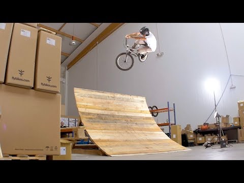UNEXPECTED INDOOR SESSION - FLYBIKES BMX