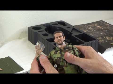 Unboxing 1/6 scale DAM Toys Red Wings Corpsman action figure