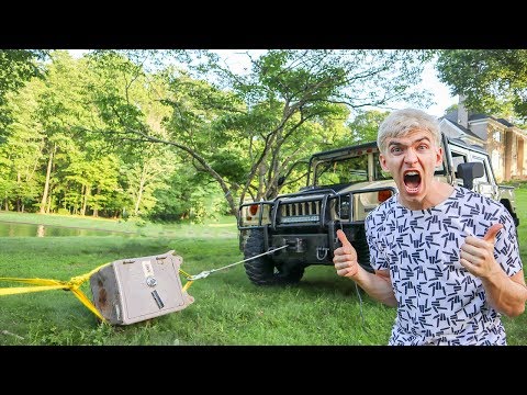 TEARING OPEN ABANDONED SAFE!! Video