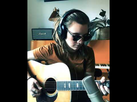 Moa Lignell - Born To Be (Acoustic)