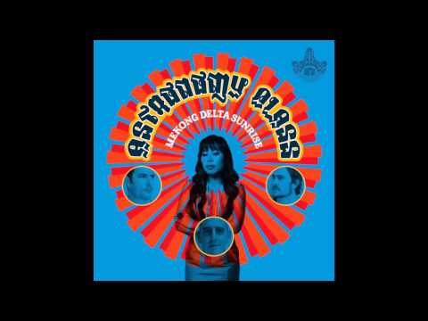 Astronomy Class - Four Barang In A Tuk-Tuk (Audio)