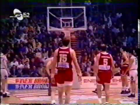 KK Crvena Zvezda - KK Partizan Sintelon 67:82 (1993.)