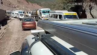 preview picture of video 'Heavy Traffic jaam at Jammu Srinagar Highway || NH44'