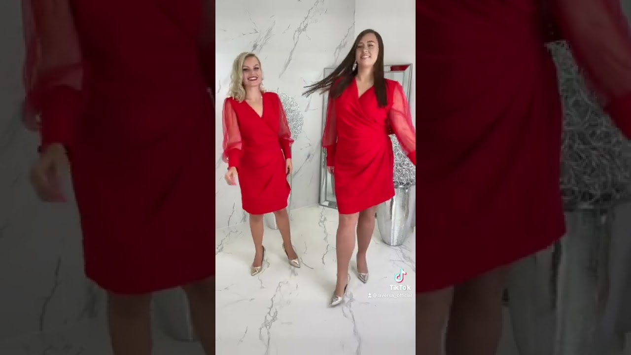 CORIS Czerwona Sukienka Krótka Dopasowana z Rękawami z Siatki Nowa Kolekcja