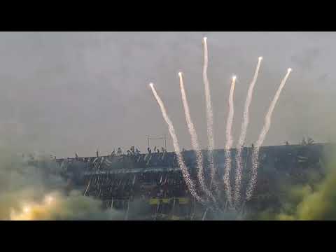 "RECIBIMIENTO CANALLA VS SAN MARTIN DE SAN JUAN " Barra: Los Guerreros &bull; Club: Rosario Central