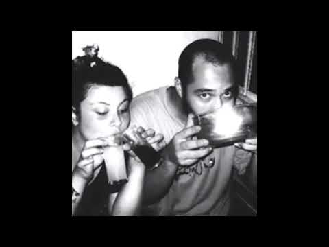 Saian ft Yas - Es Kute