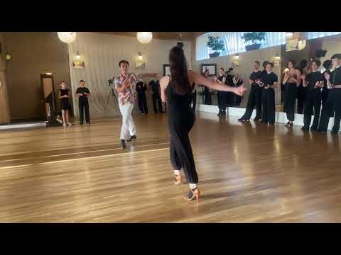 CAMP la Loga Dance School - Show Dance - CHA CHA cu Mihai Paraschiv & Iosub Antonia (16-17 Iul 2022)