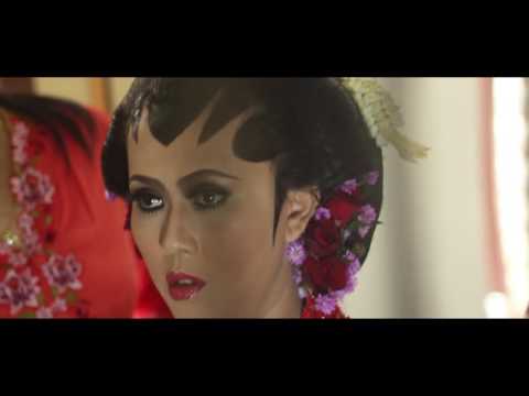 the wedding of surono & risma