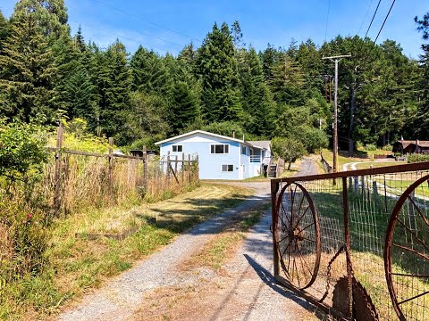 Country Living just Minutes from Eureka! property video
