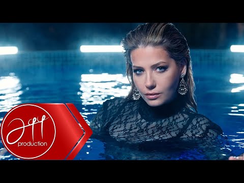 Sera Tokdemir - Deme (Official Video)