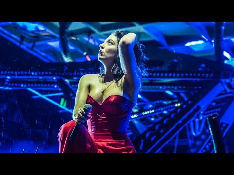 Lorde - 400 Lux (Live at Lollapalooza, Chicago 2017)