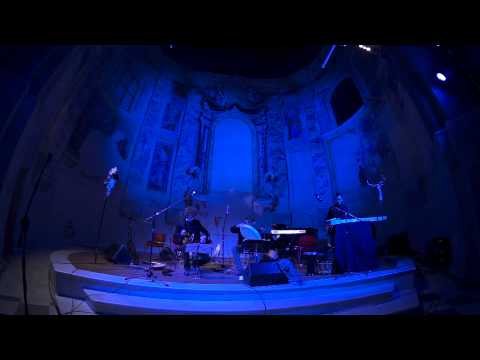 LiliumLyra - Kyrie Eleison - Pos de chantar