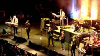 Ringo Starr & His All Starr Band -. "Honey Don`t" .- @ Movistar Arena