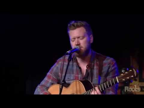 Gareth Dunlop “Lovers Den” Live From The Belfast Nashville Songwriters Festival