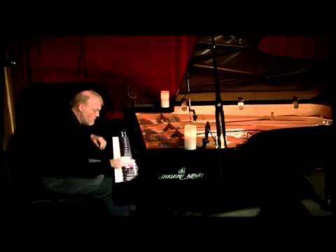 David Nevue - "Traveling Light" - Performed Live at Piano Haven on a Shigeru Kawai SK7L Piano