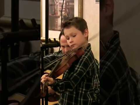 Even at 8-years-old, Carson Peters was already a fiddle pro! #bluegrass #fiddle #bluegrasslife